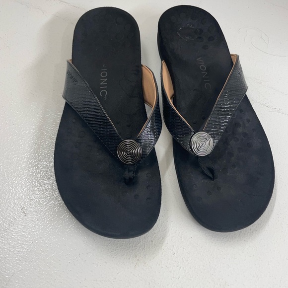 Vionic Women's Black and Silver Sandals - Picture 1 of 3